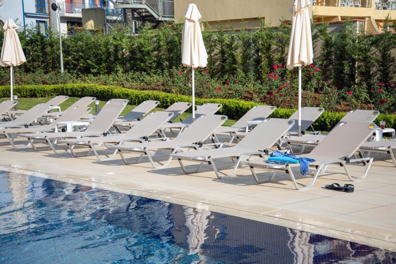 Belvedere Hotel Primorsko Eksteriør billede