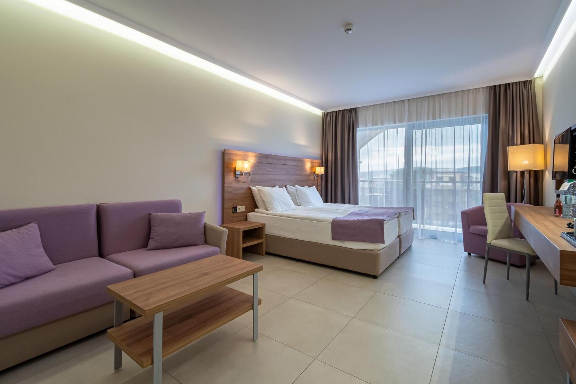 Belvedere Hotel Primorsko Eksteriør billede